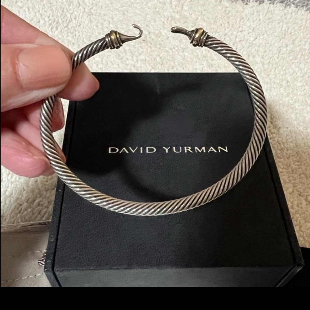 - David Yurman. Buckle Classic Cable Bracelet. Size large